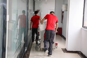 �۰���ҹ�˾